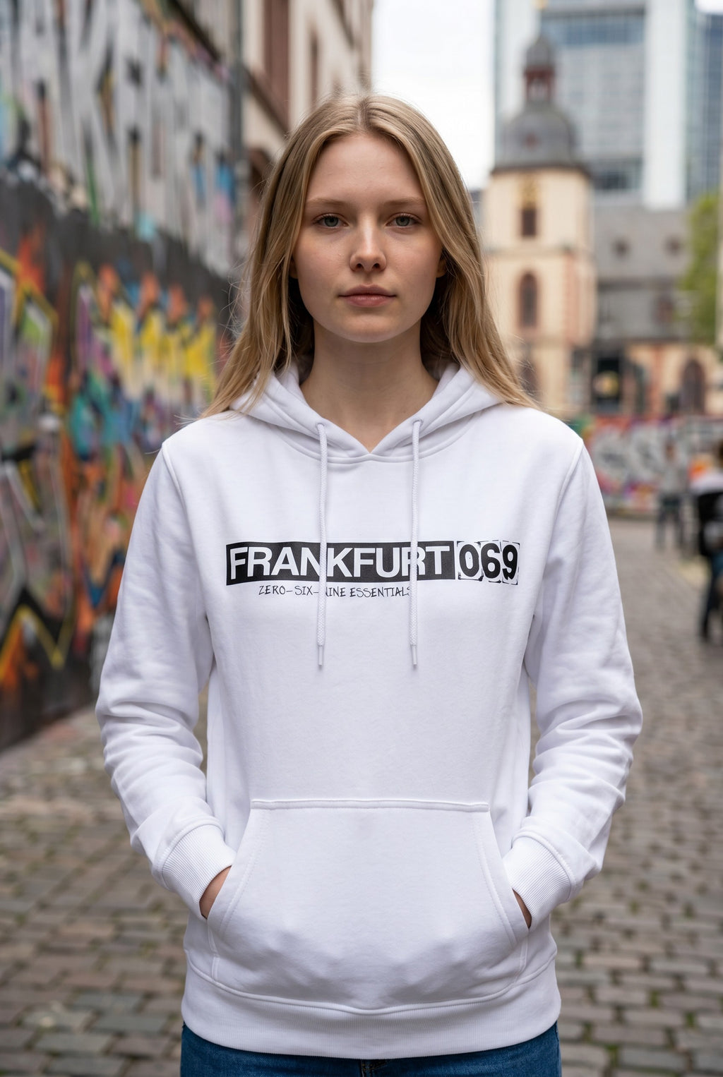 FRANKFURT 069 BOX HOODIE – PURE WHITE