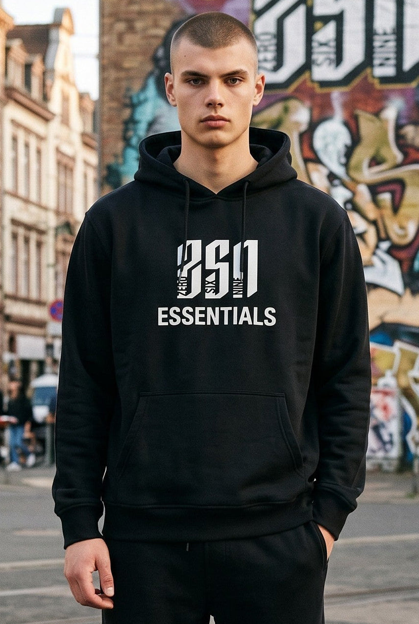 ZSN ESSENTIALS LOGO HOODIE – DEEP BLACK