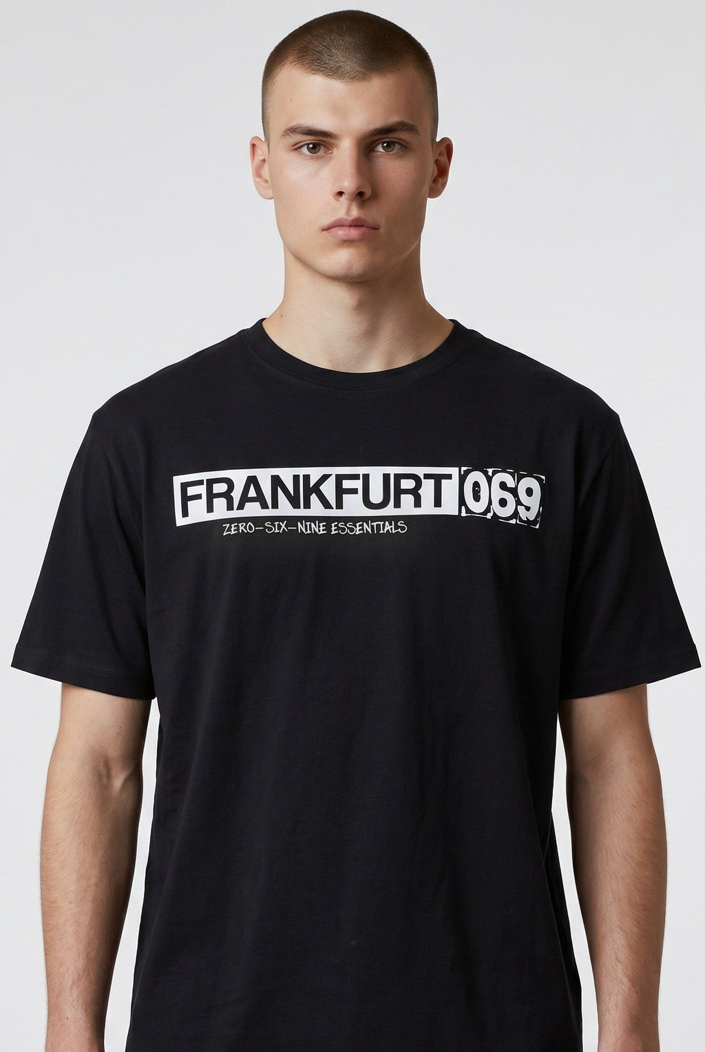 FRANKFURT 069 BOX T-SHIRT – DEEP BLACK