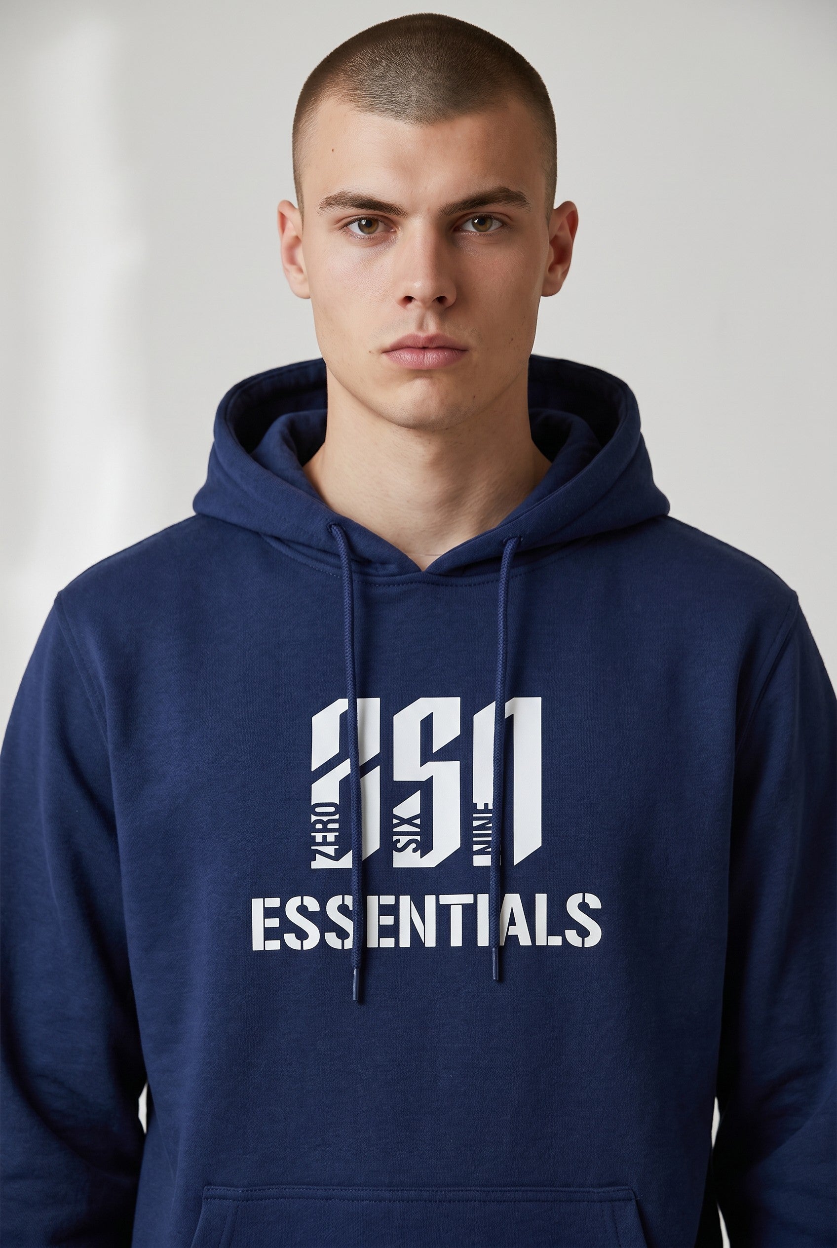 ZSN ESSENTIALS LOGO HOODIE – NAVY BLUE
